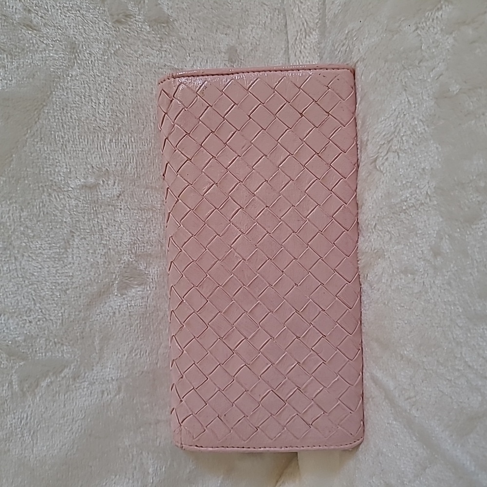 BOTTEGA VENETA ❤️🌟 REPAINTED PINK WALLET ⭐️